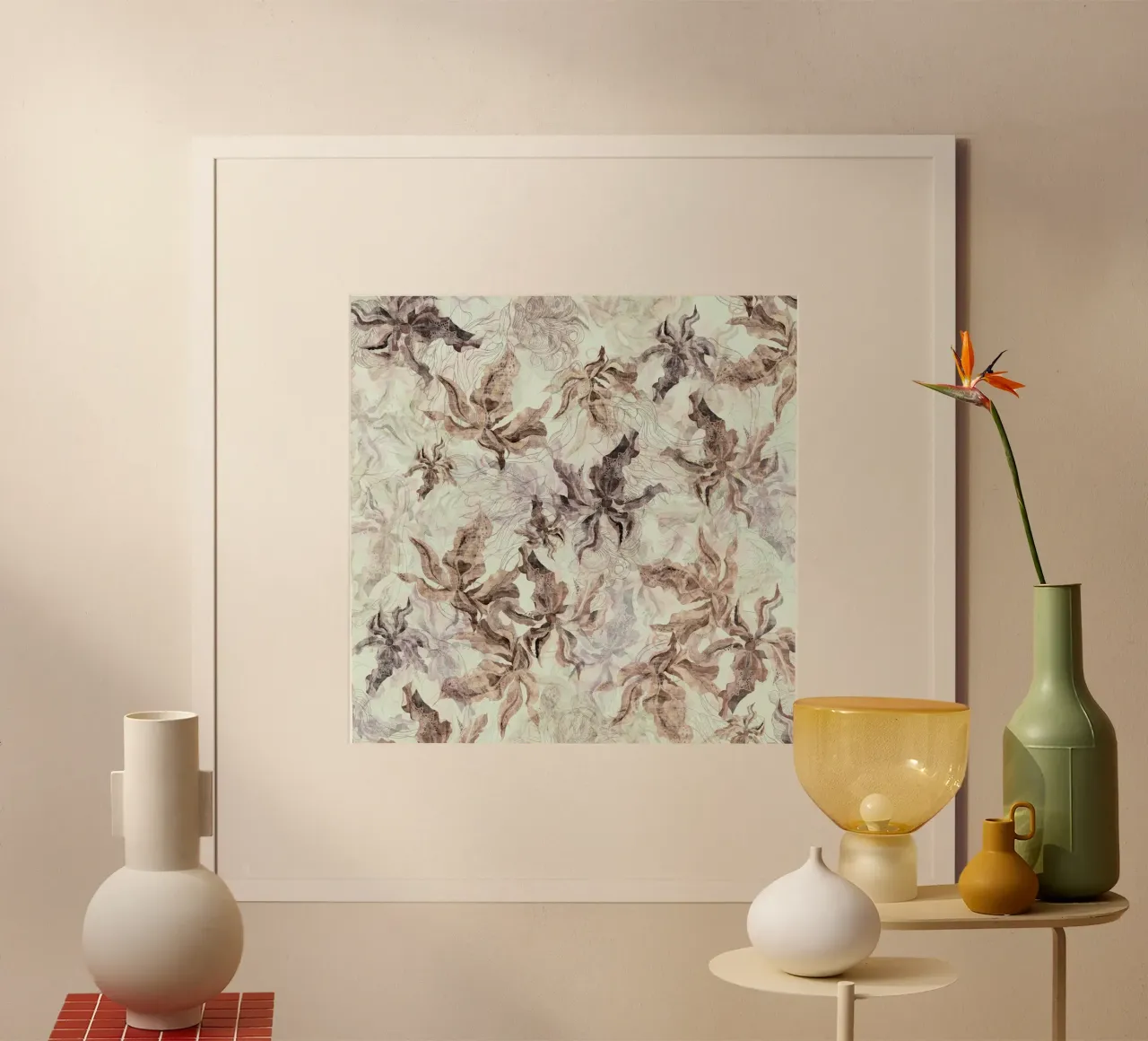 cream floral poster con telaio in legno da Giulio Iurissevich