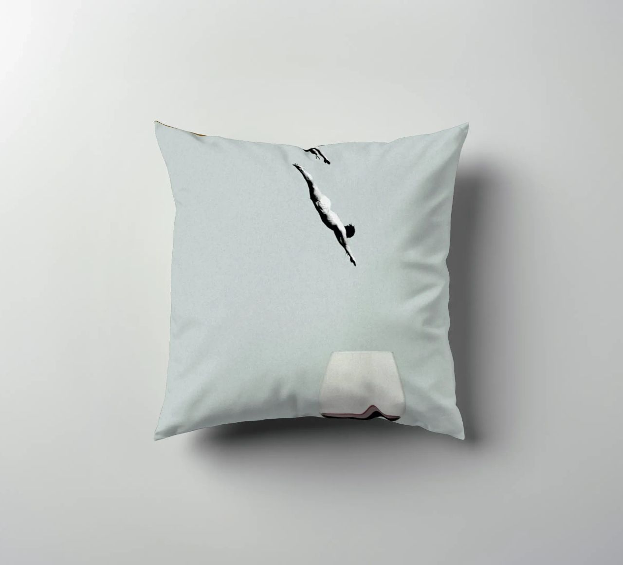 Your Best Friends Forget You Get Old coussin de Maarten Léon