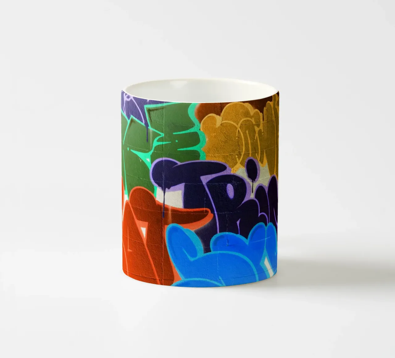 Graffiti Wall tazza in ceramica da Flo Klein