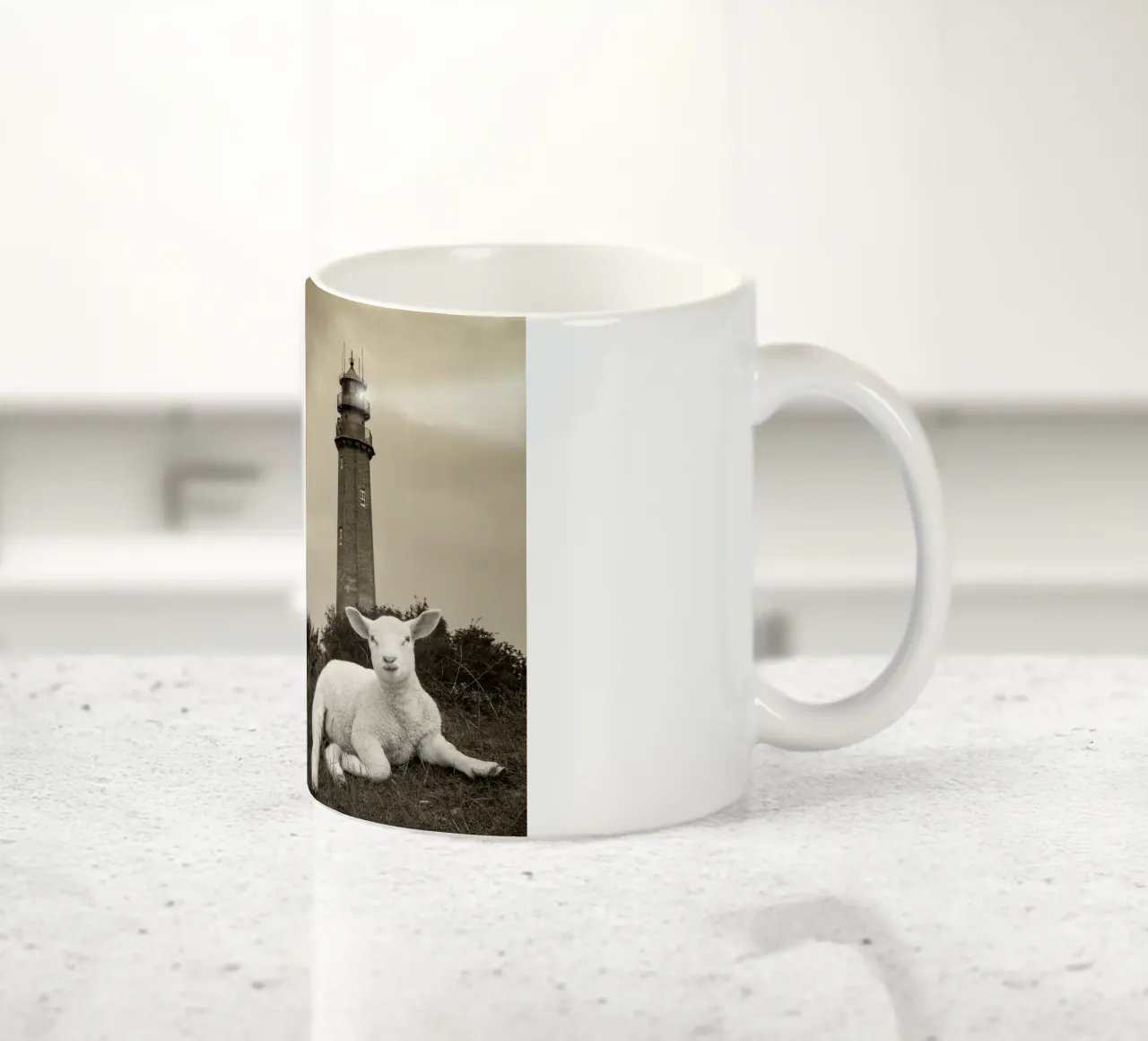 Agnello e faro tazza in ceramica da Barbara Buderath Fotodesign
