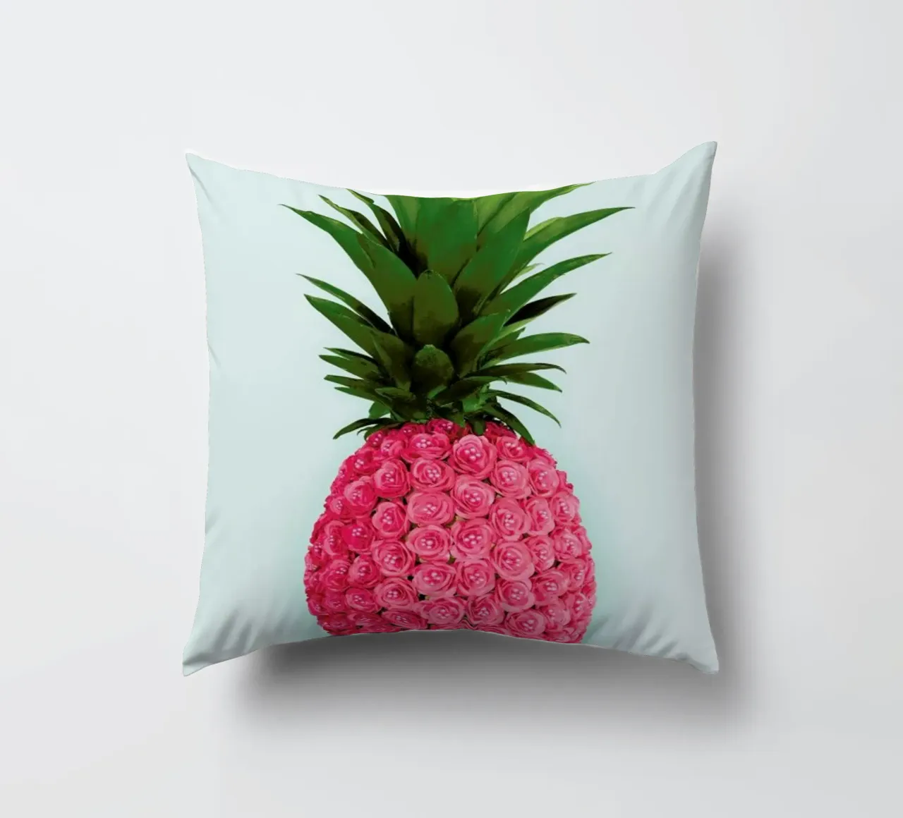 Pineapple Roses cuscino da Paul Fuentes Design