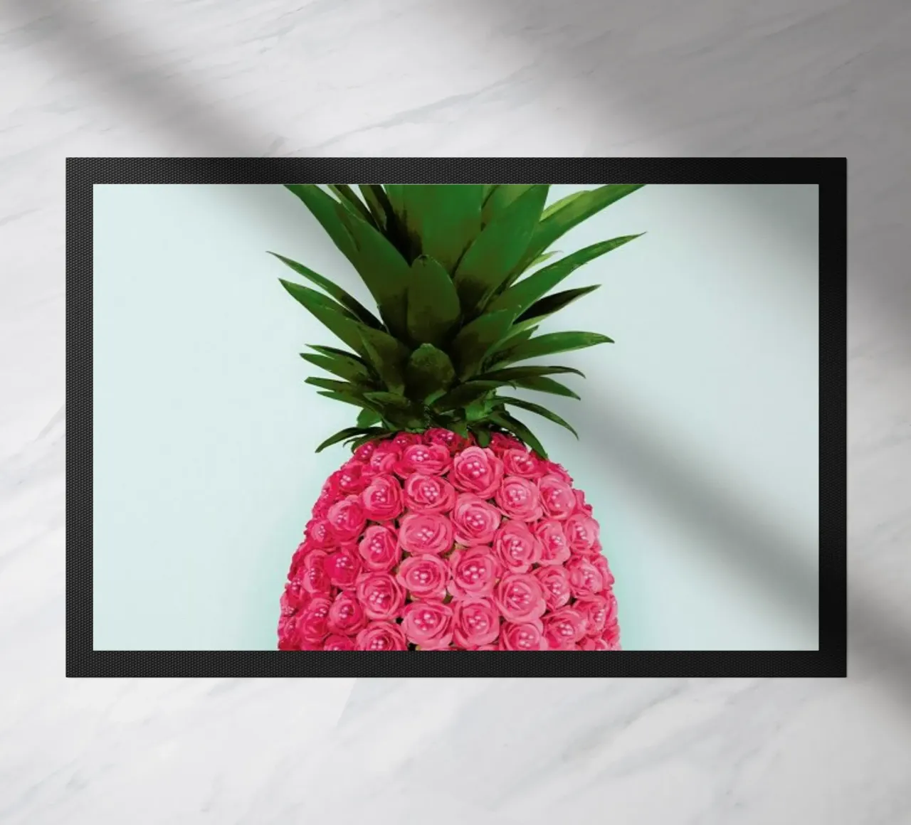 Pineapple Roses zerbino da Paul Fuentes Design