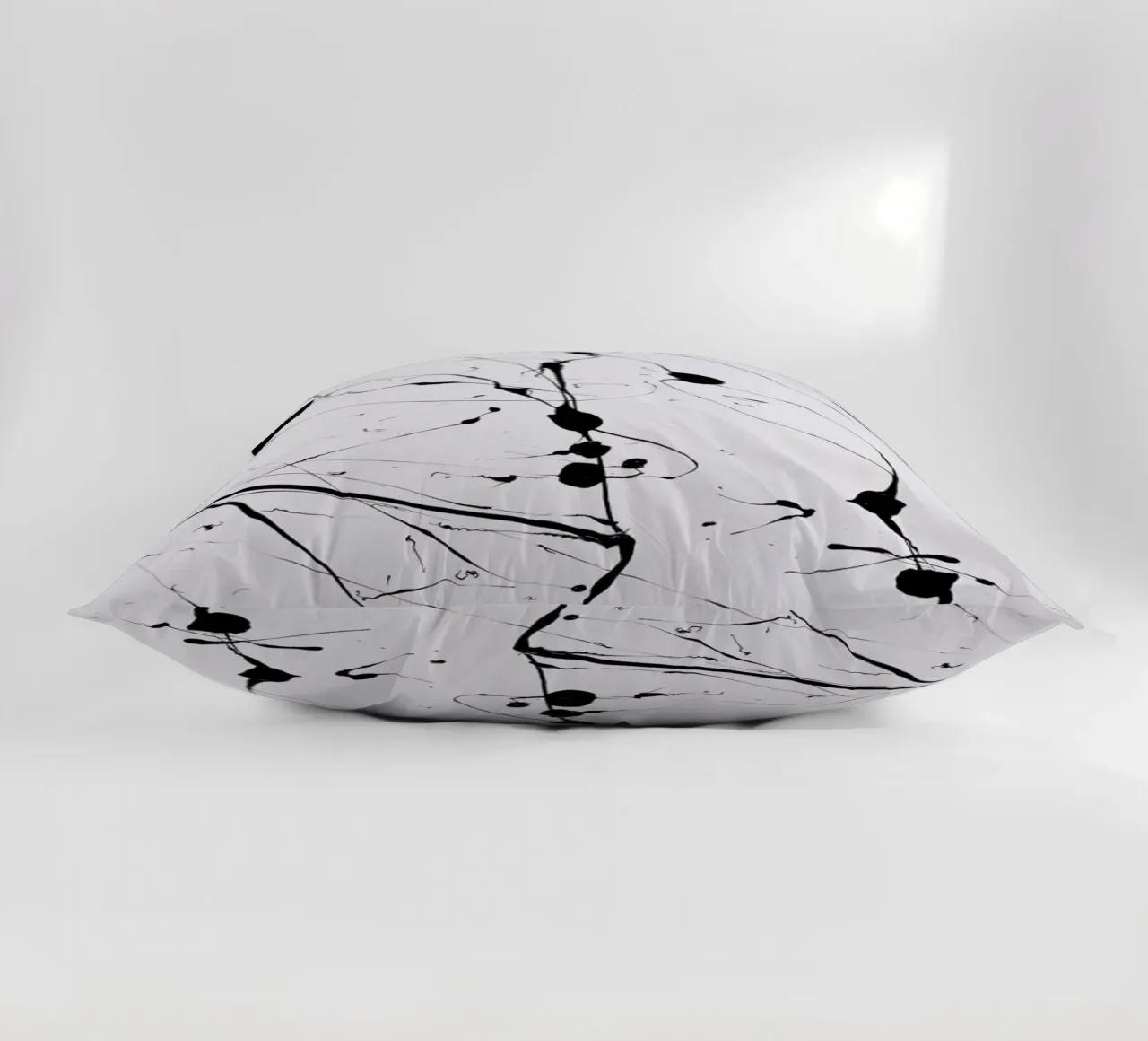 EXPRESSION 1 decorative cushion by FRITSCH&FRITSCH