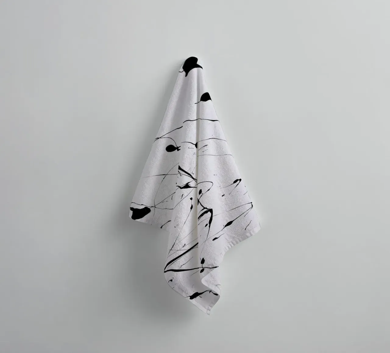 EXPRESSION 1 towel by FRITSCH&FRITSCH