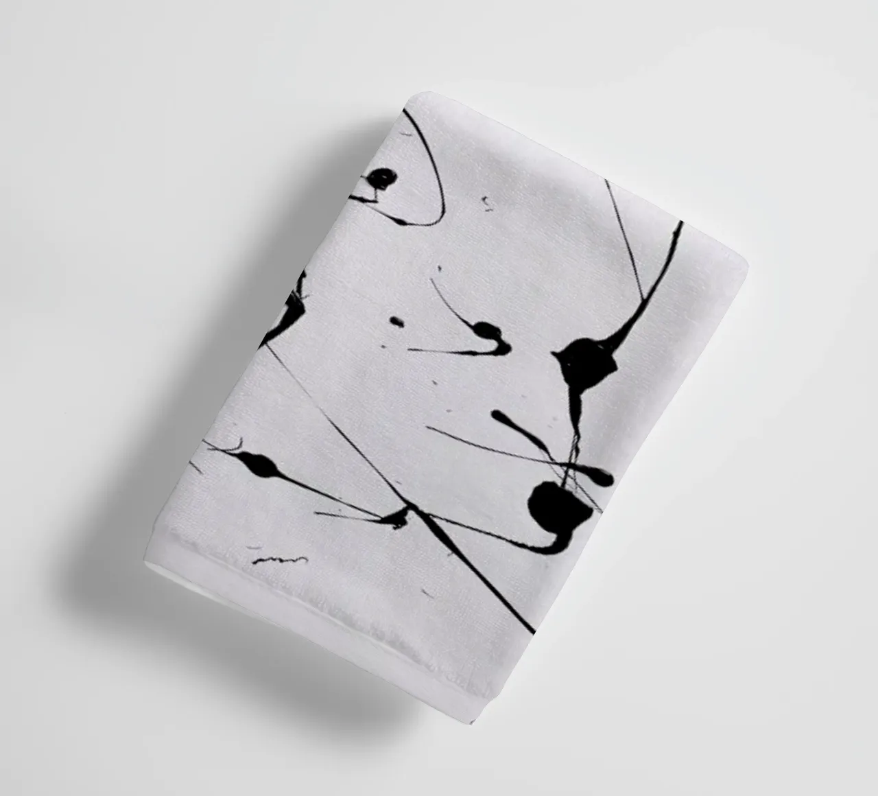 EXPRESSION 1 towel by FRITSCH&FRITSCH