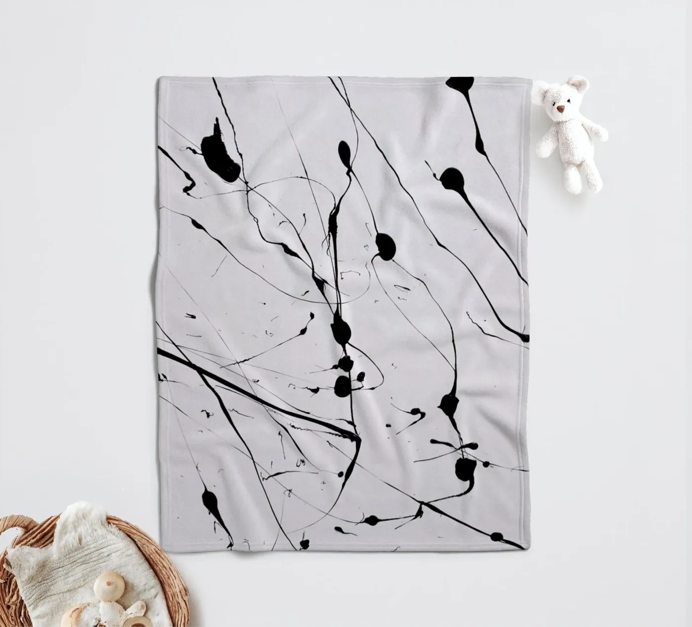 EXPRESSION 1 fleece blanket by FRITSCH&FRITSCH