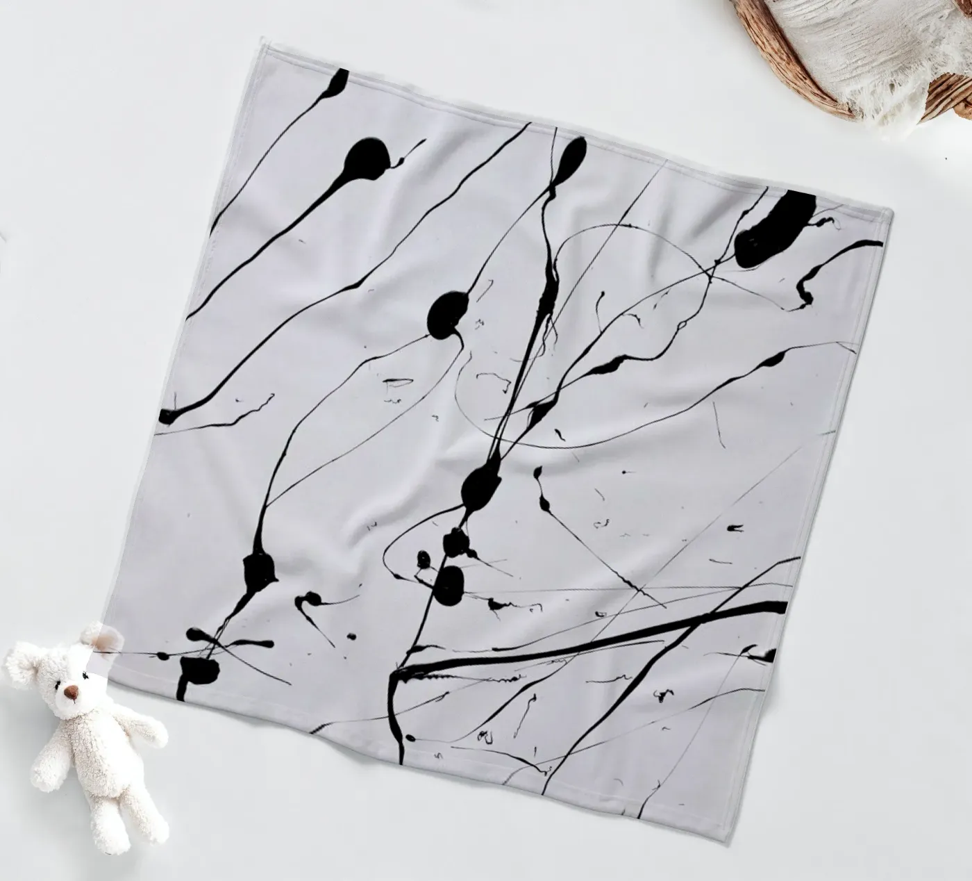 EXPRESSION 1 fleece blanket by FRITSCH&FRITSCH