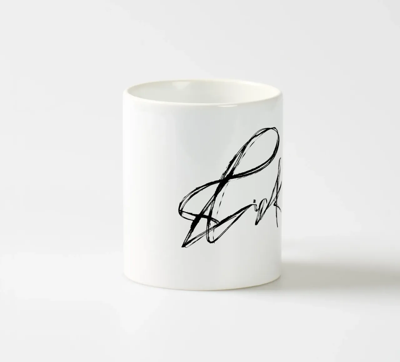 Lick it tazza in ceramica da LIMITED EDITION LETTERS