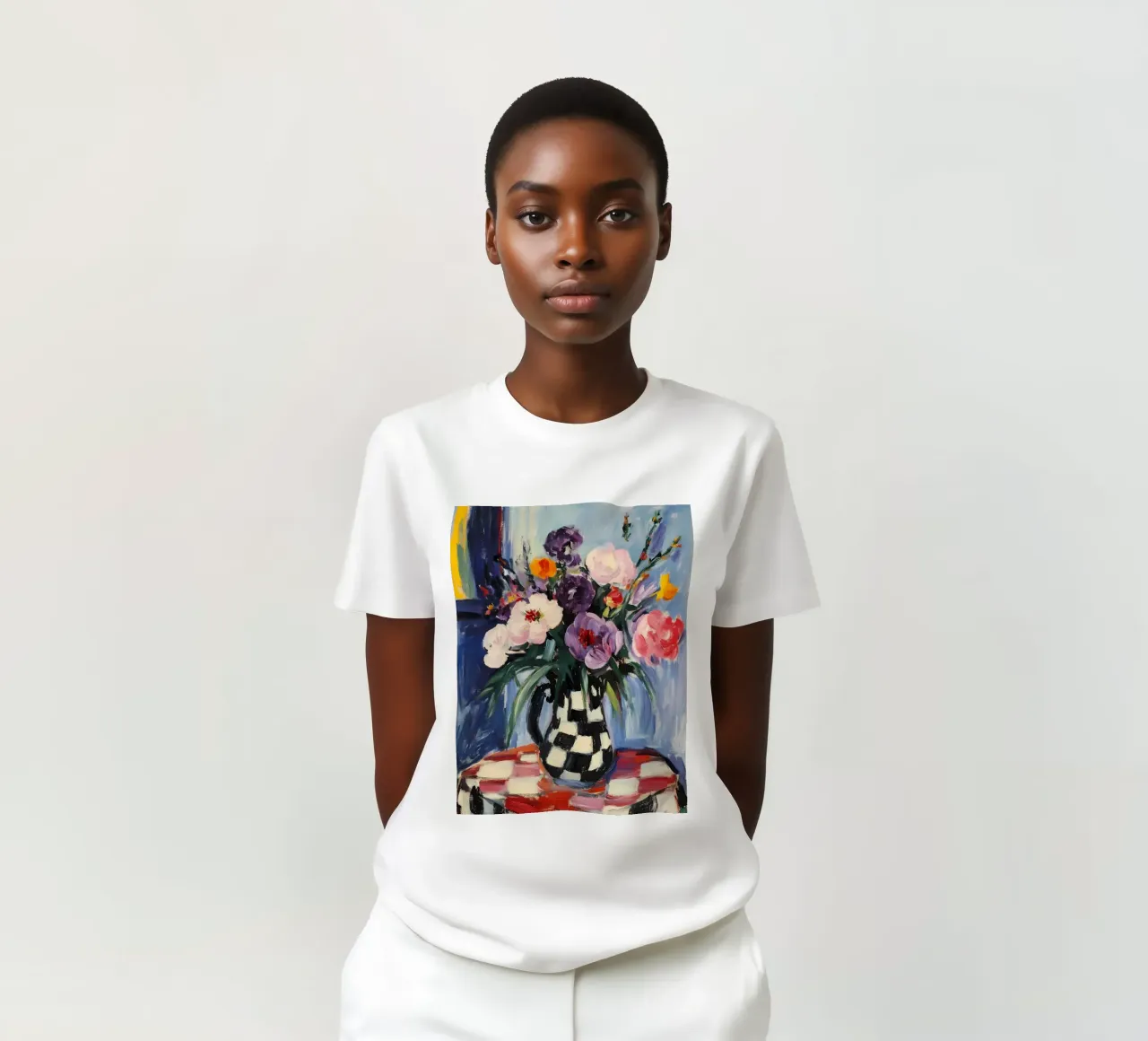 Peonie in vaso t-shirt da IamHomeStudio