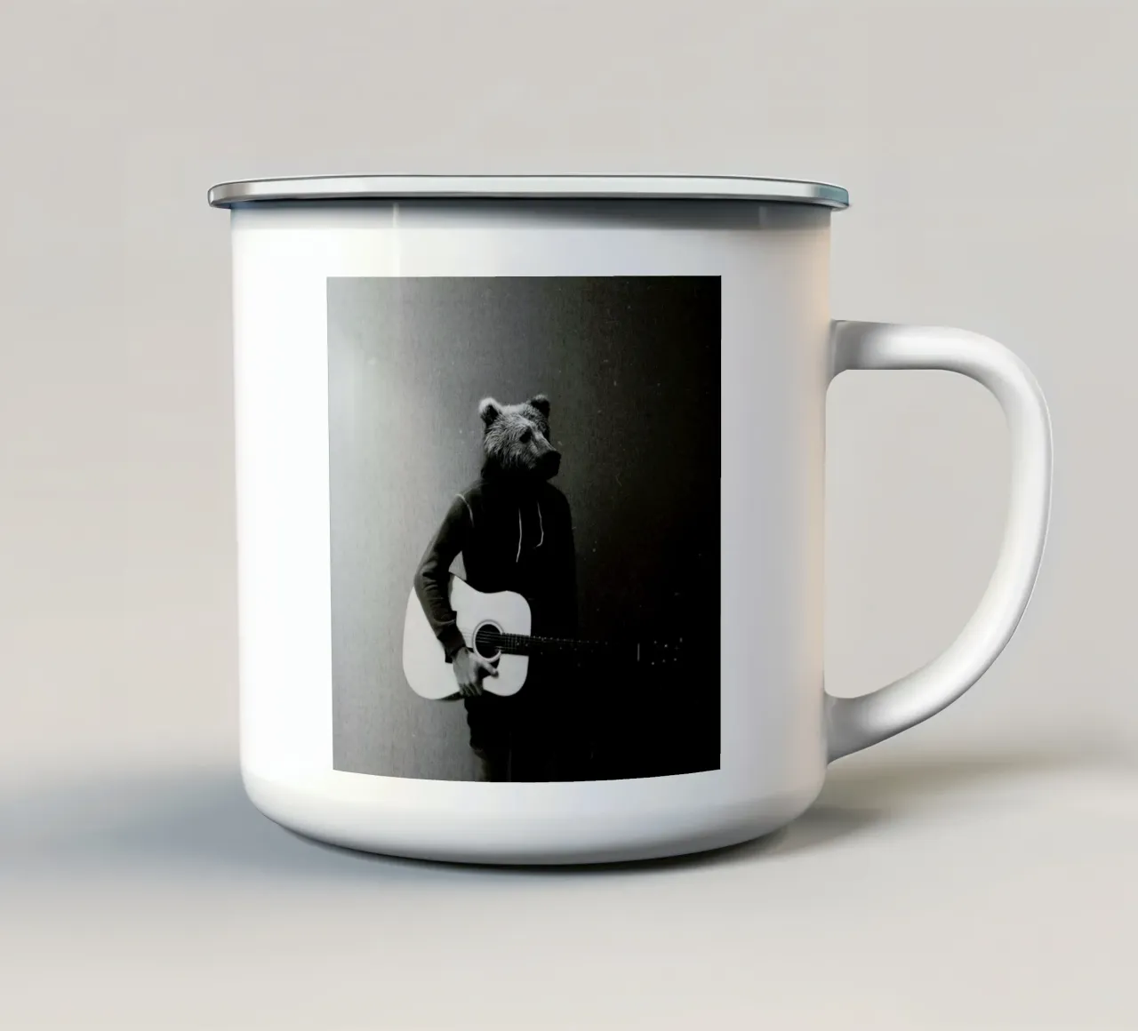Animals in my room - Bear tazza in smalto da Evgeniy Stepanets