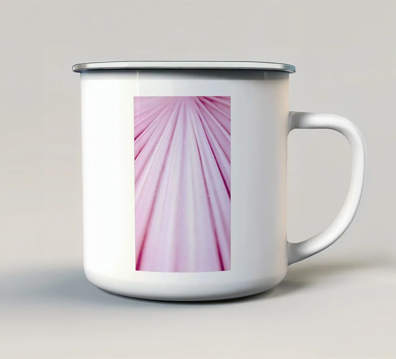 Pink Palm tazza in smalto da Victoria Frost