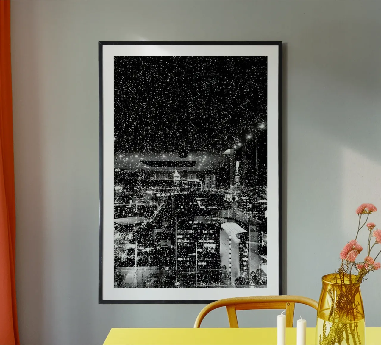 Rainy Megalopolis by @tungsxx poster con telaio in plastica da EyeEm Mobile GmbH