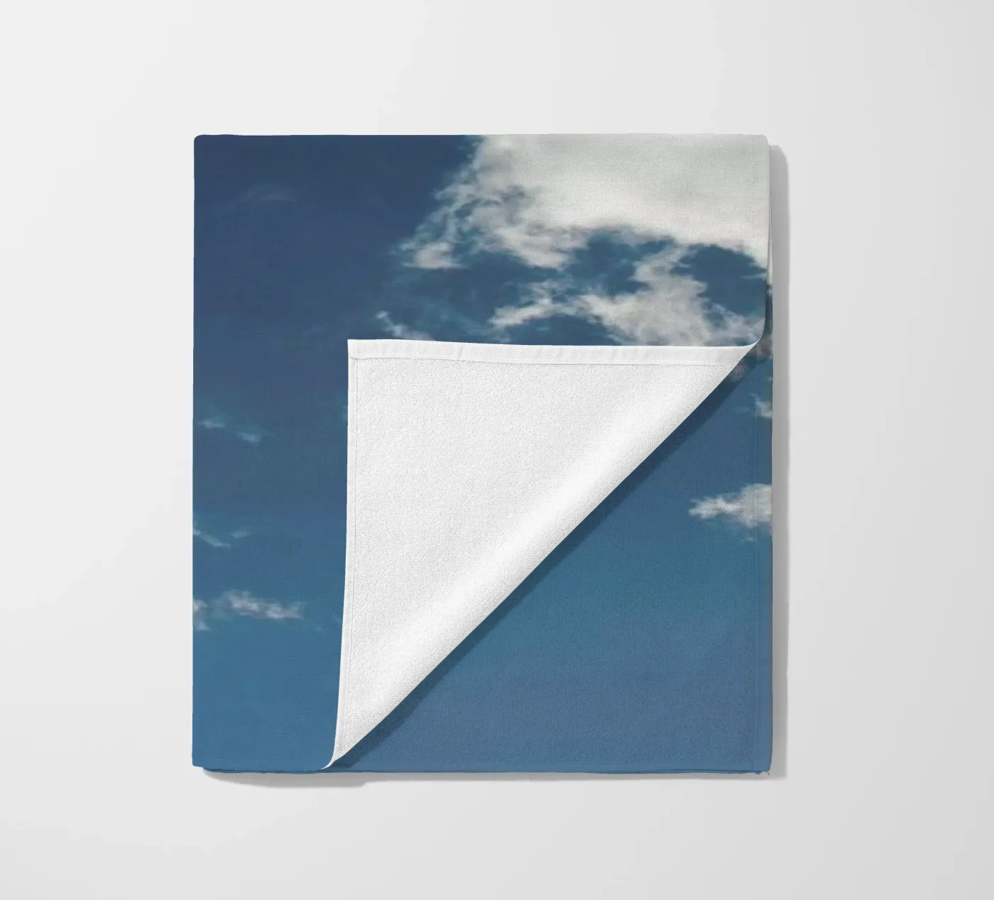 Sky Diving strandhanddoek van Studio Nahili