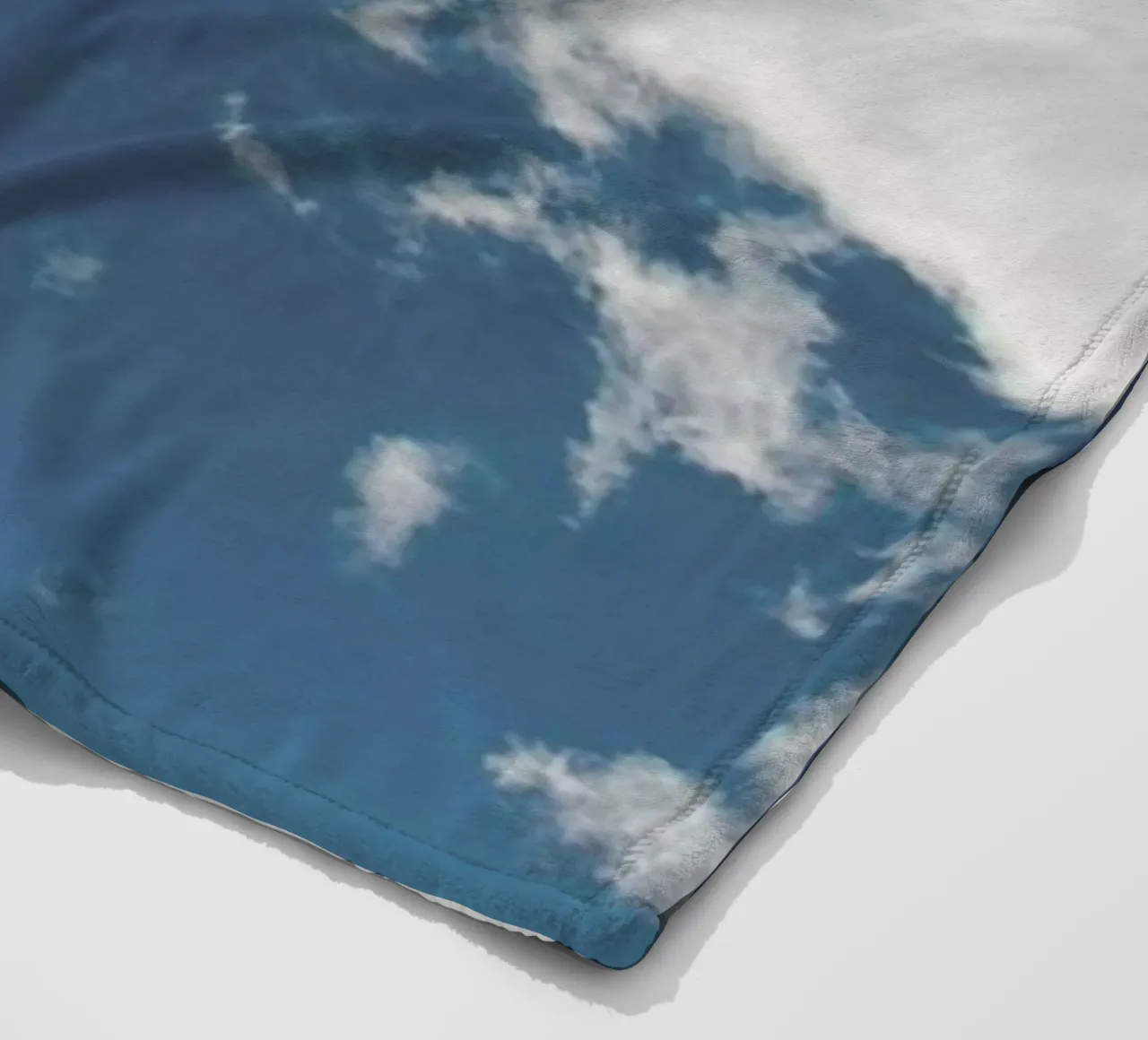 Sky Diving Fleecedecke von Studio Nahili