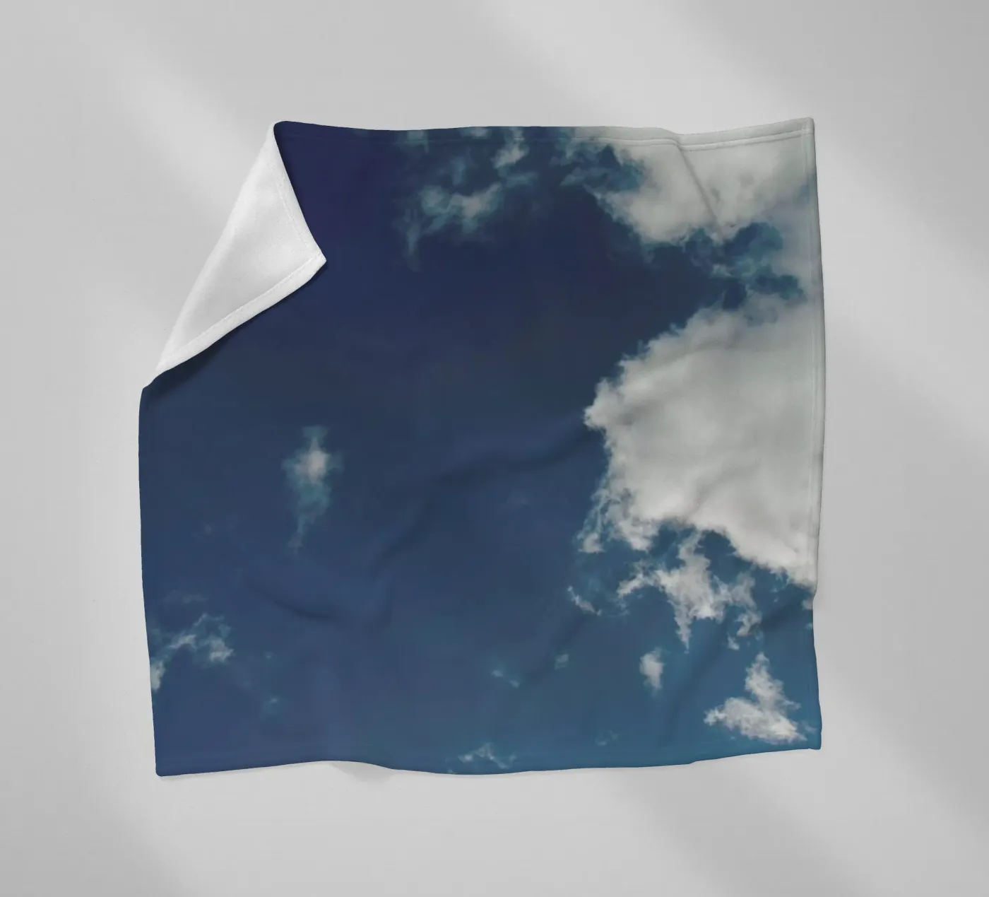 Sky Diving coperta in pile da Studio Nahili