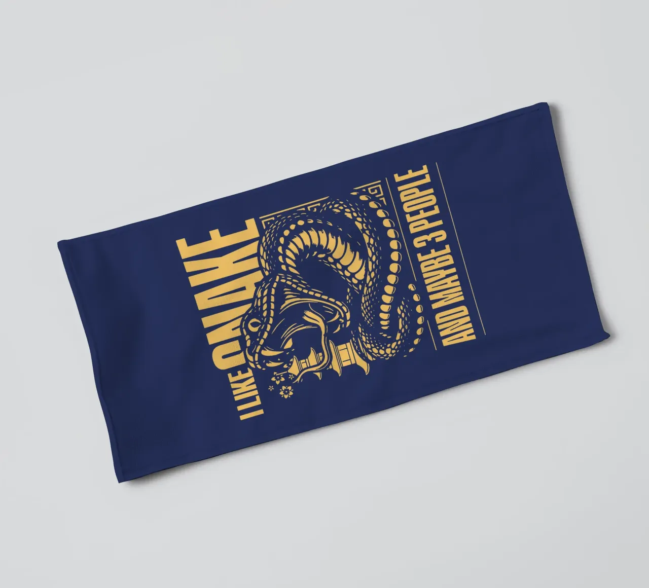 Mi piace Snake e forse 3 persone asciugamano da bagno da Gunawan Rb