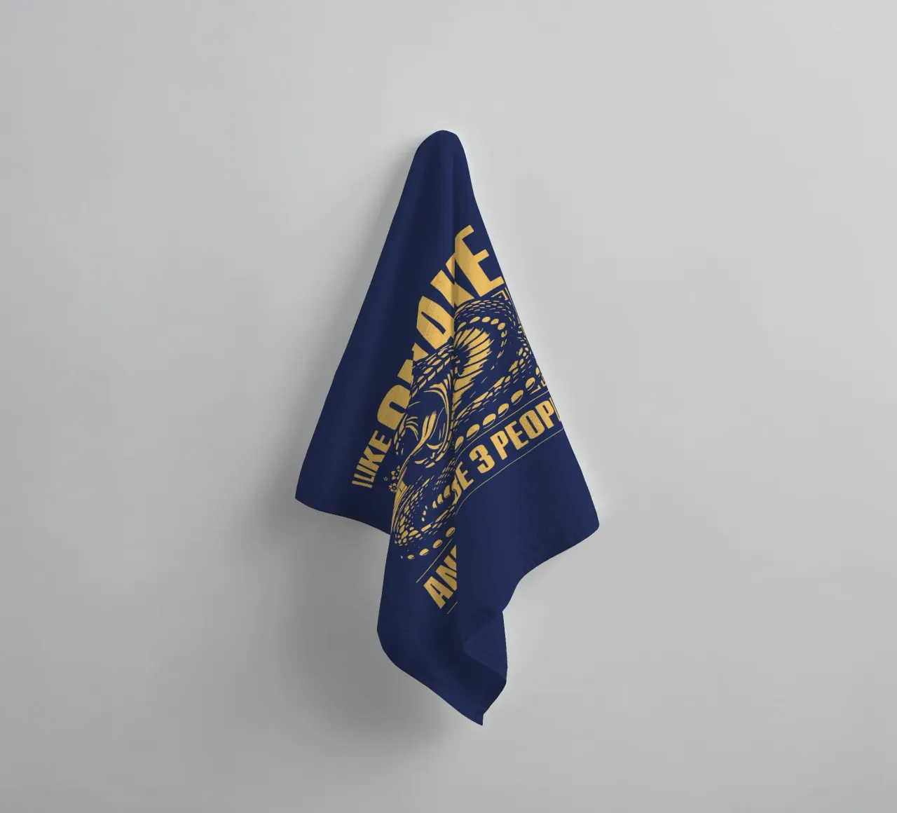 Mi piace Snake e forse 3 persone asciugamano da bagno da Gunawan Rb