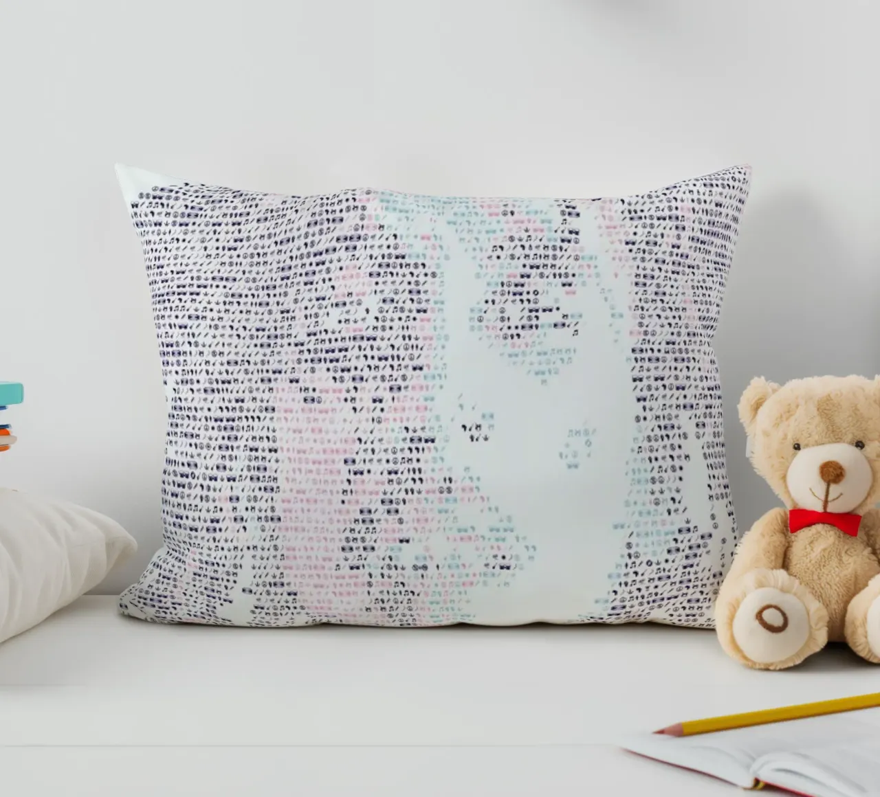 Bob decorative cushion by Viktor Hertz