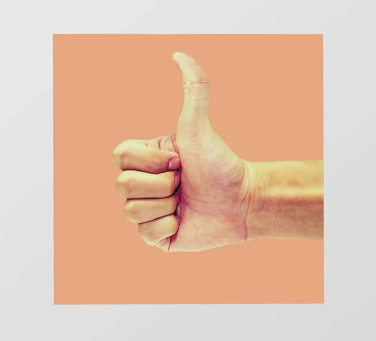 Thumb up Yourself pellicola backlit da suckertom