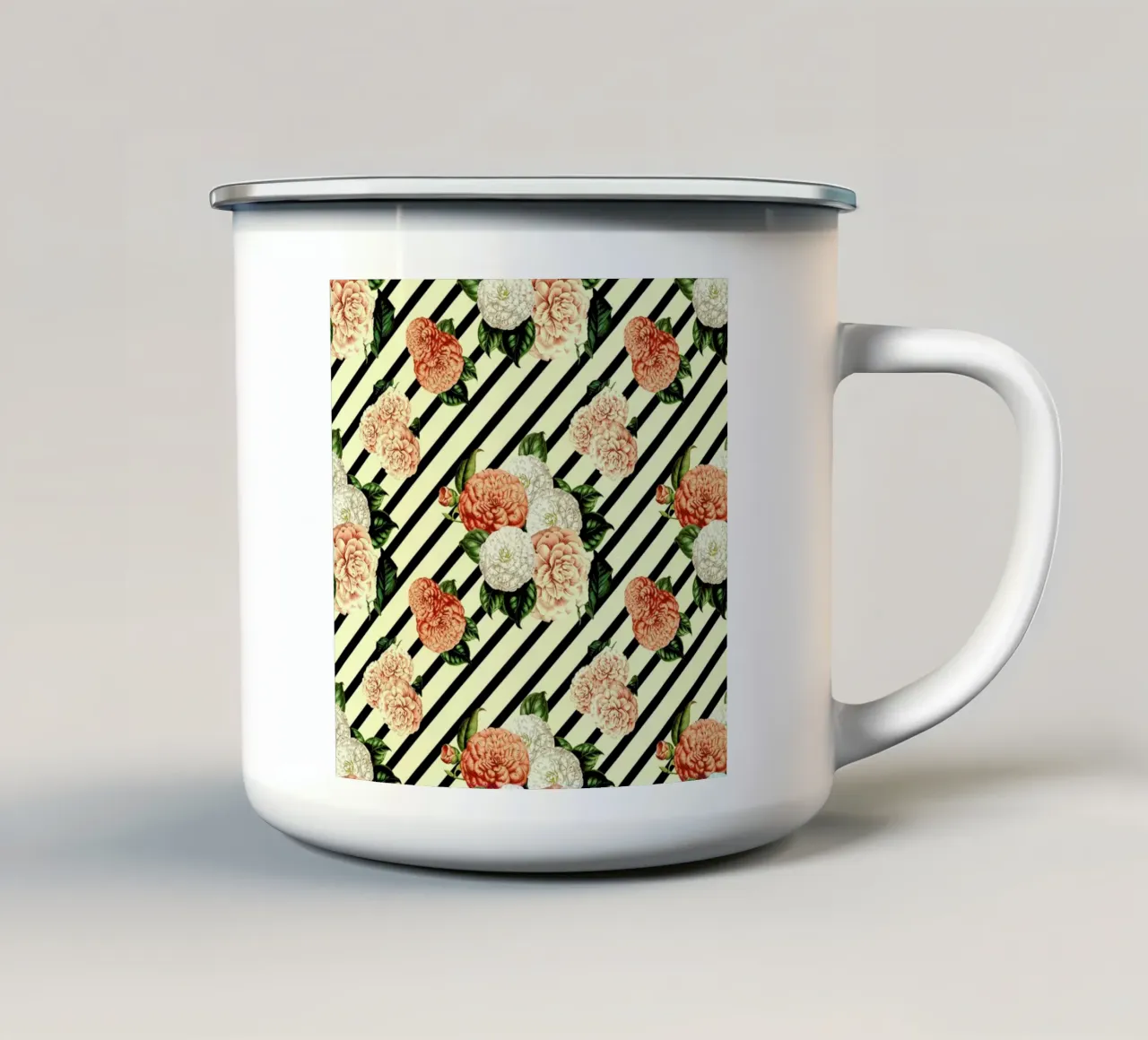 Chrysanthemum Rain tazza in smalto da Tobe Fonseca