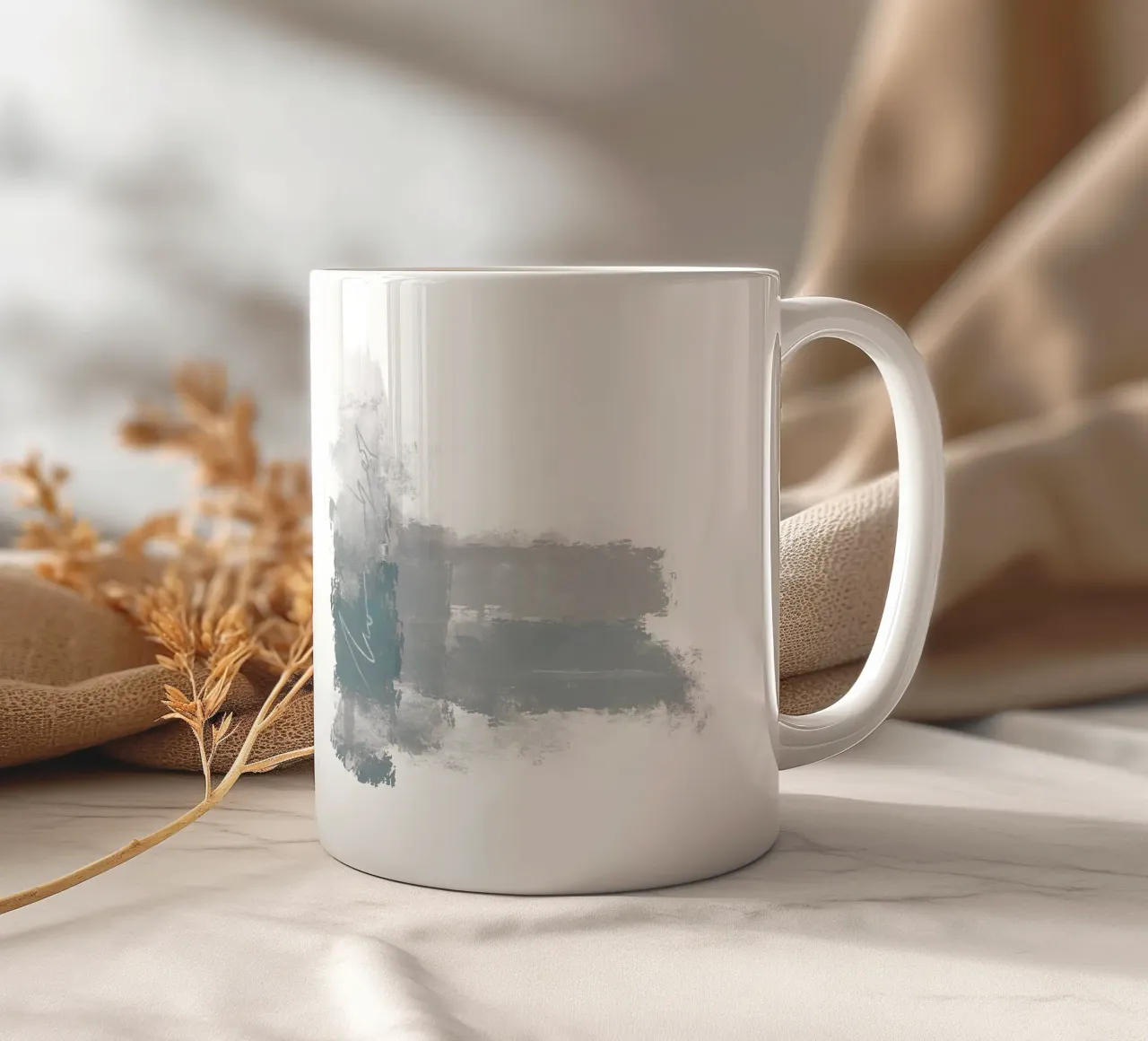 November tazza in ceramica da LIMITED EDITION LETTERS