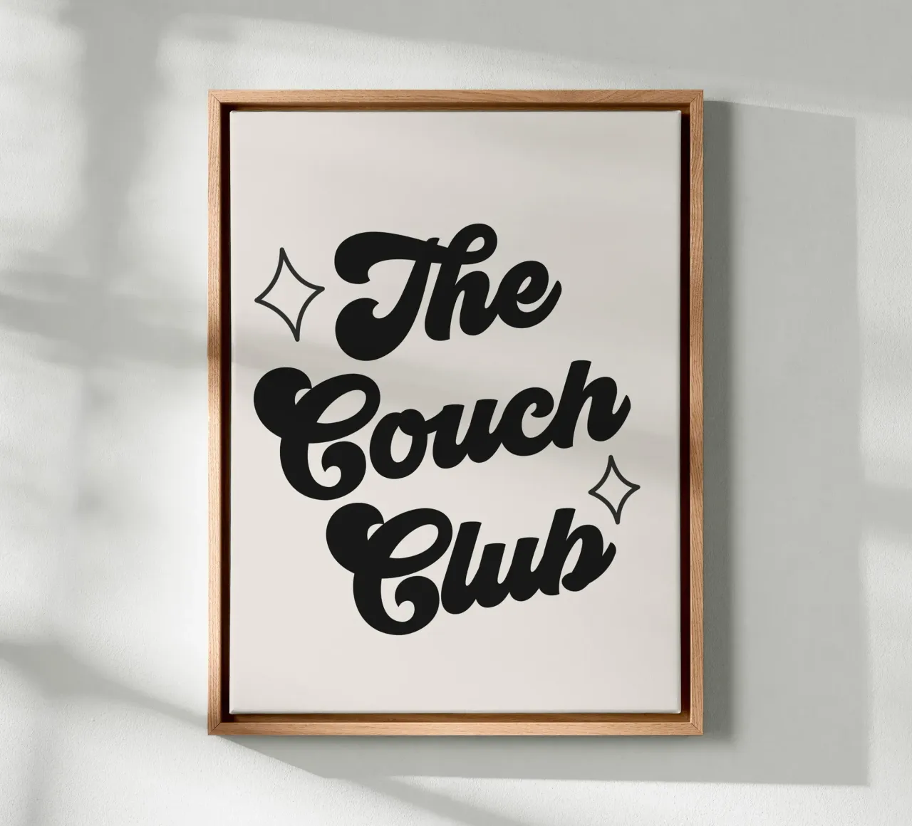 Der Couch-Club Zitat Leinwand mit Schattenfugenrahmen von Paigaam Studio