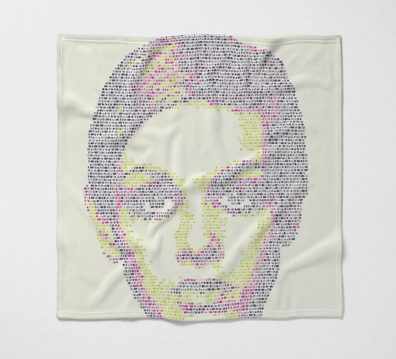 Face of '66 coperta in pile da Viktor Hertz