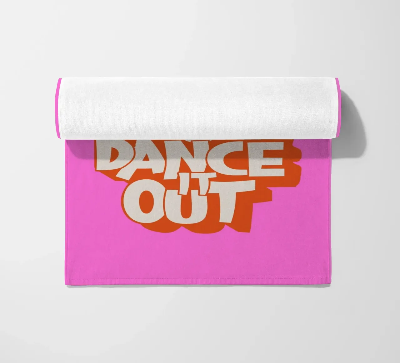 "When In Doubt Dance It Out" Typo Art Print - Pink & Orange telo mare da showmemars