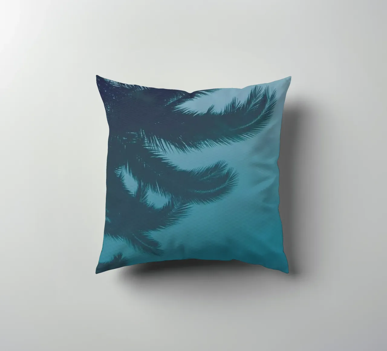 Palms In The Pool cuscino da Studio Nahili