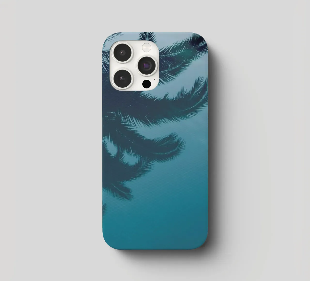 Palms In The Pool cover iphone da Studio Nahili