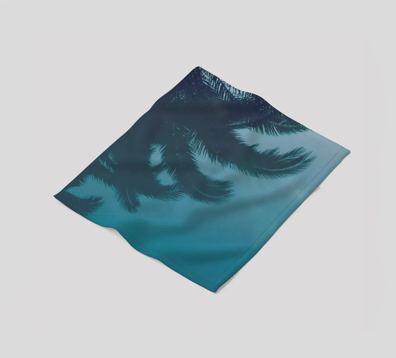 Palms In The Pool coperta in pile da Studio Nahili