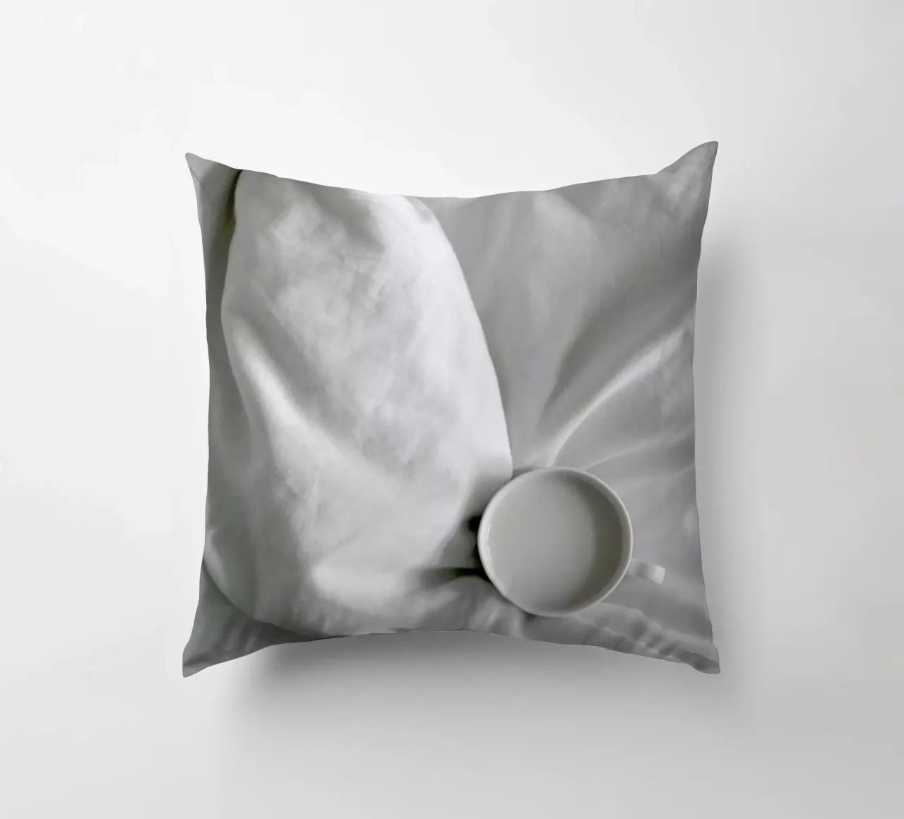 Coffee Time in Bed - You & Me cuscino da Studio Nahili