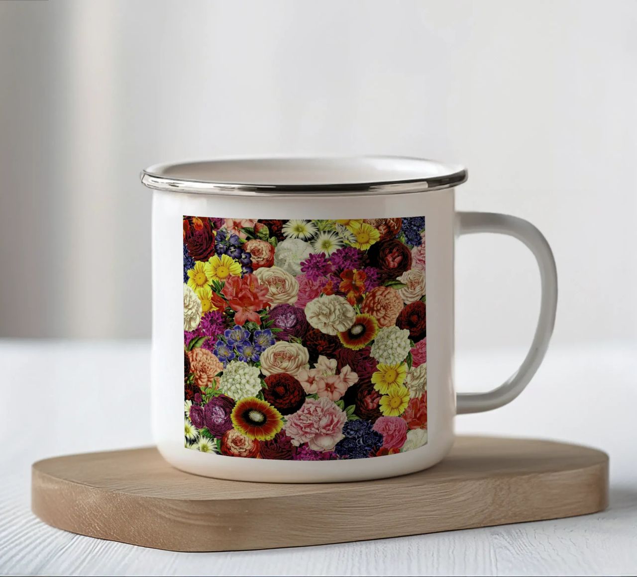 Spring Explosion tazza in smalto da Tobe Fonseca