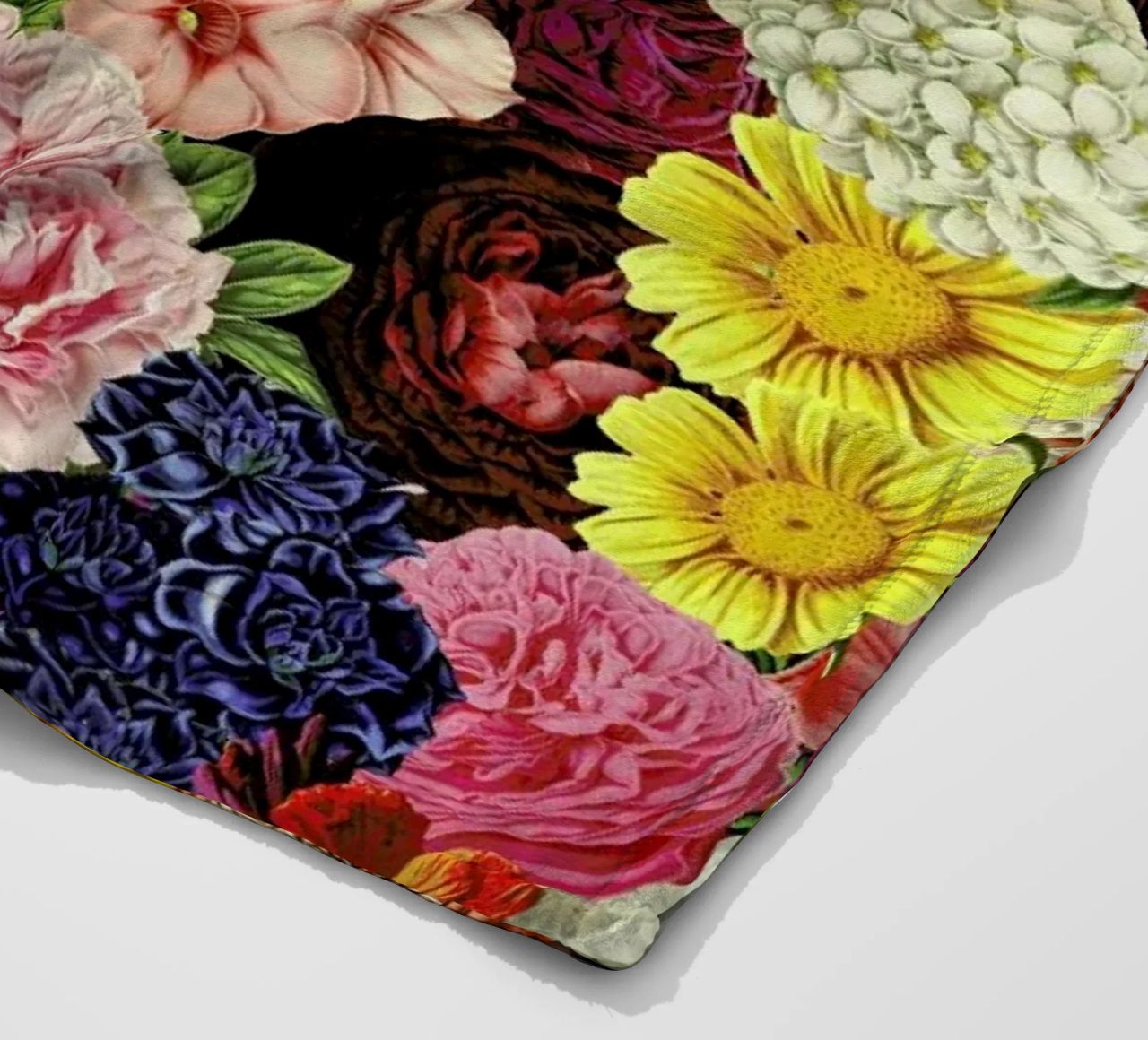 Spring Explosion coperta in pile da Tobe Fonseca