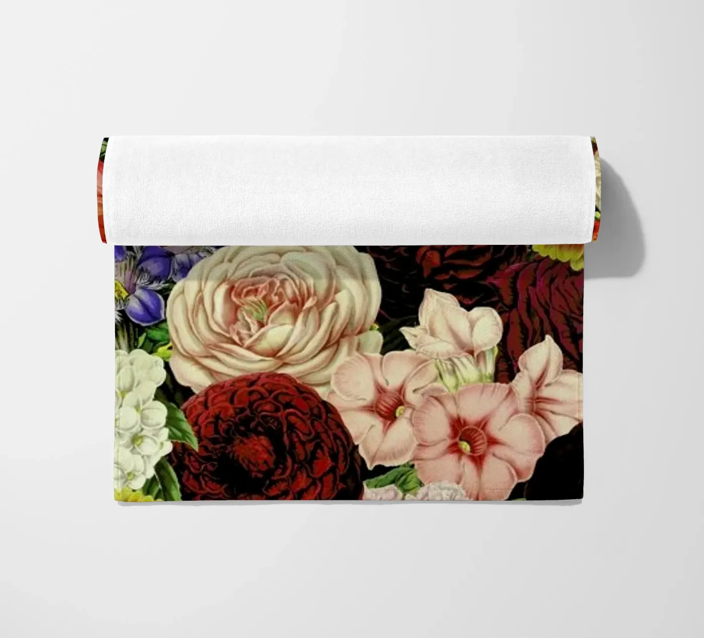 Spring Explosion strandhanddoek van Tobe Fonseca