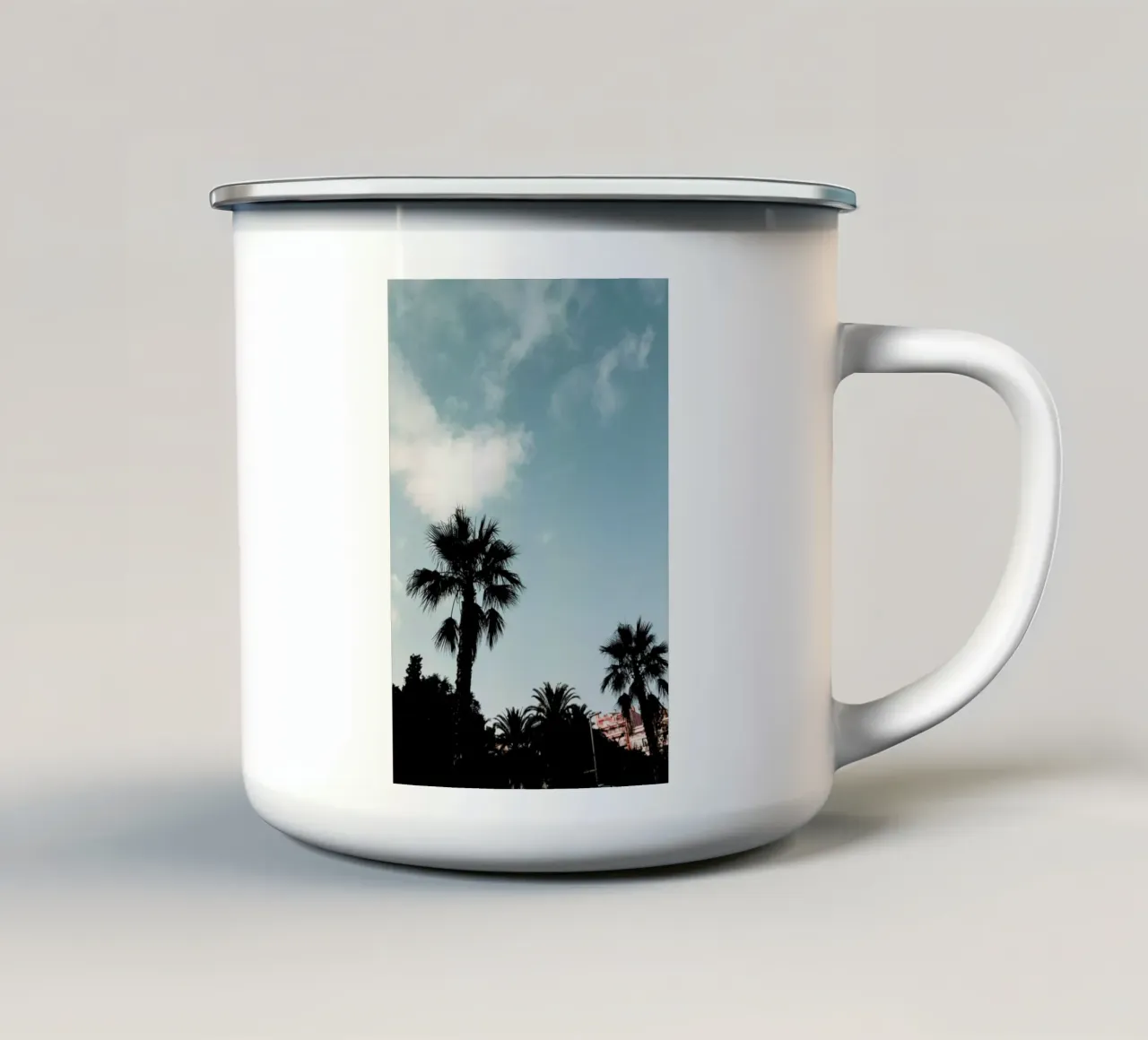Palms XI tazza in smalto da Sebastian Hilgetag