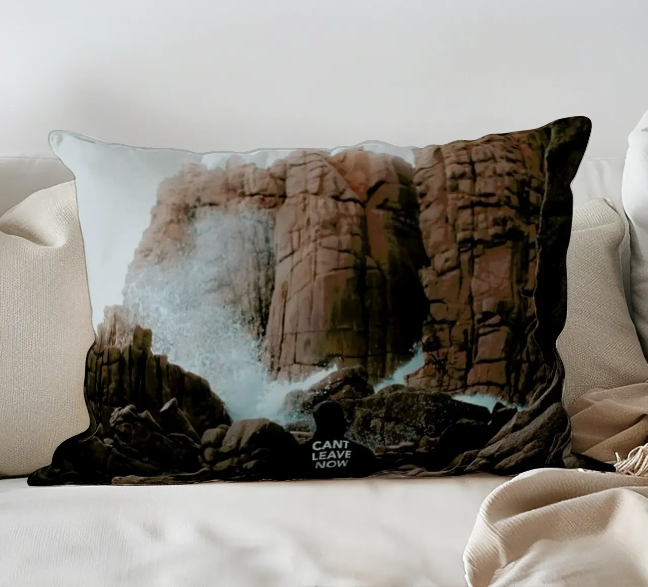 Here to Stay by @connorjvaughan cuscino da EyeEm Mobile GmbH