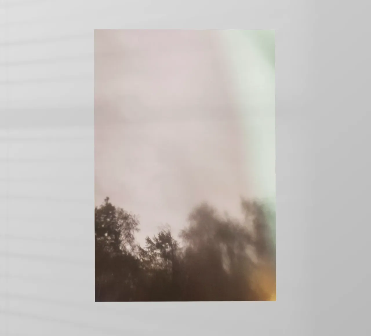 Outside My Window pellicola backlit da Klaus with K