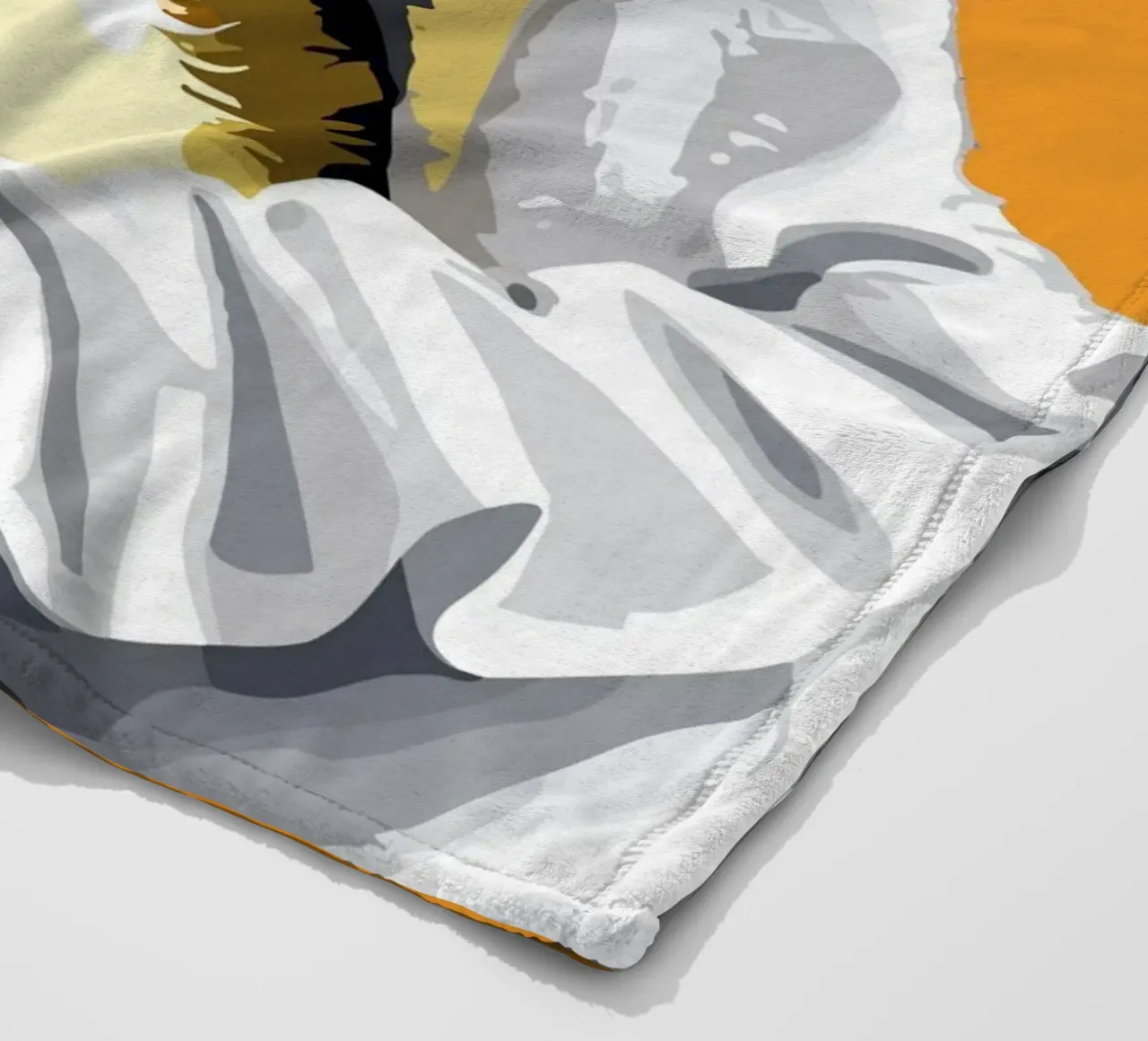 Duckling peeking from under a soft coperta in pile da LisaArtes