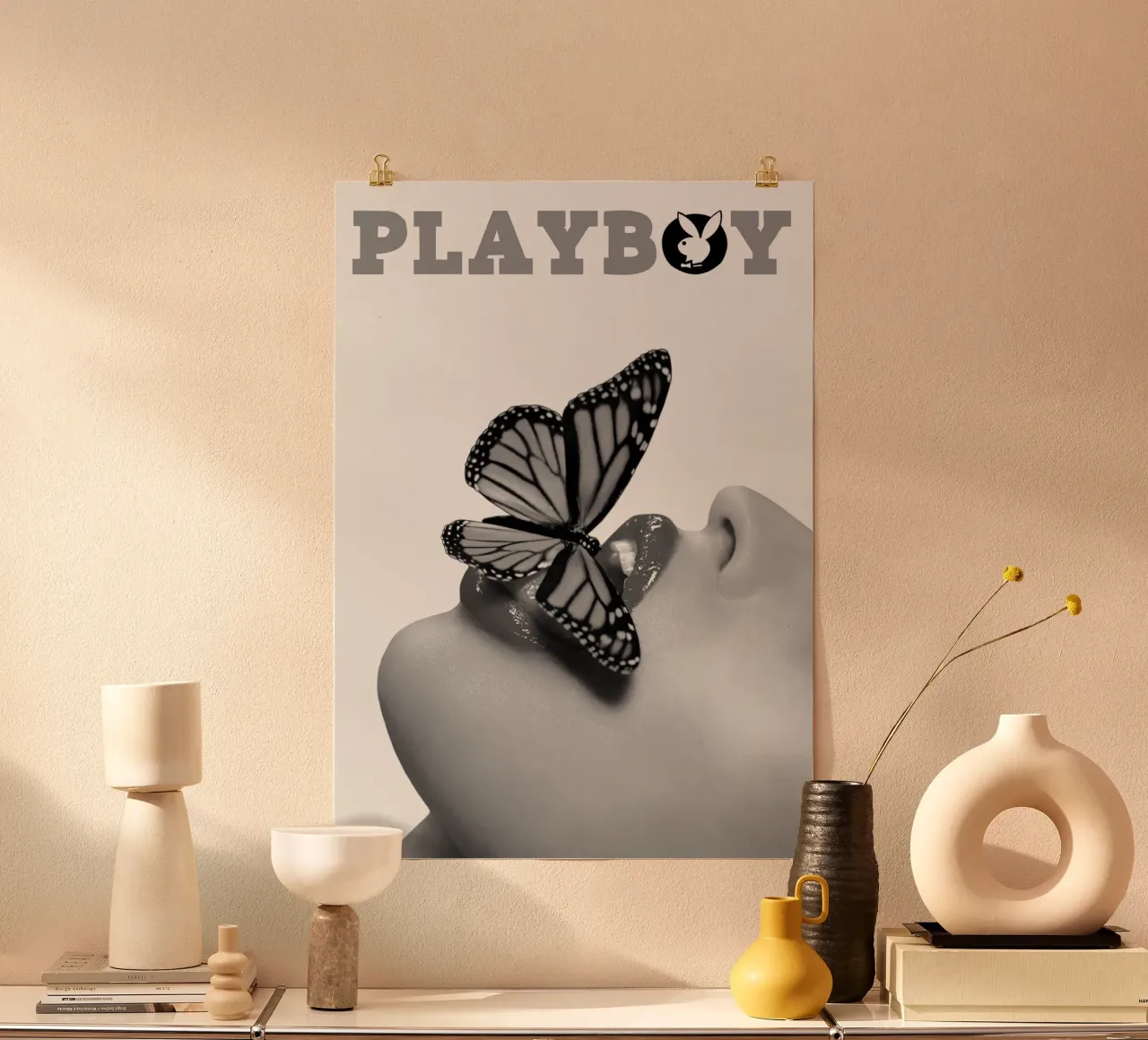 butterfly in the mouth poster con telaio in alluminio da avissta