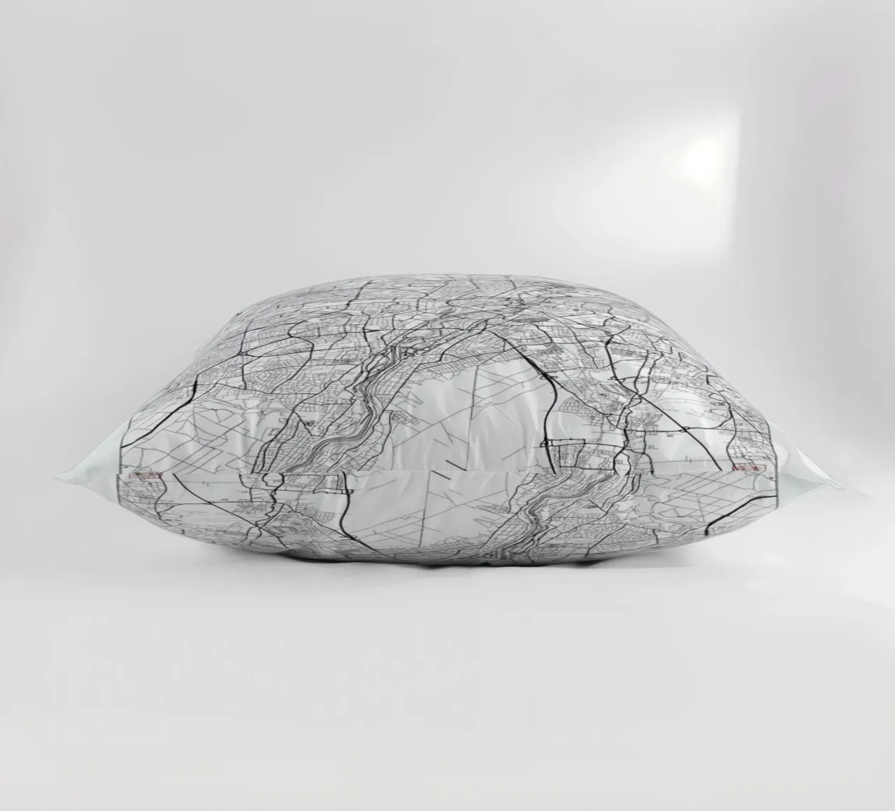 Munich Minimal decorative cushion by Hubert Roguski