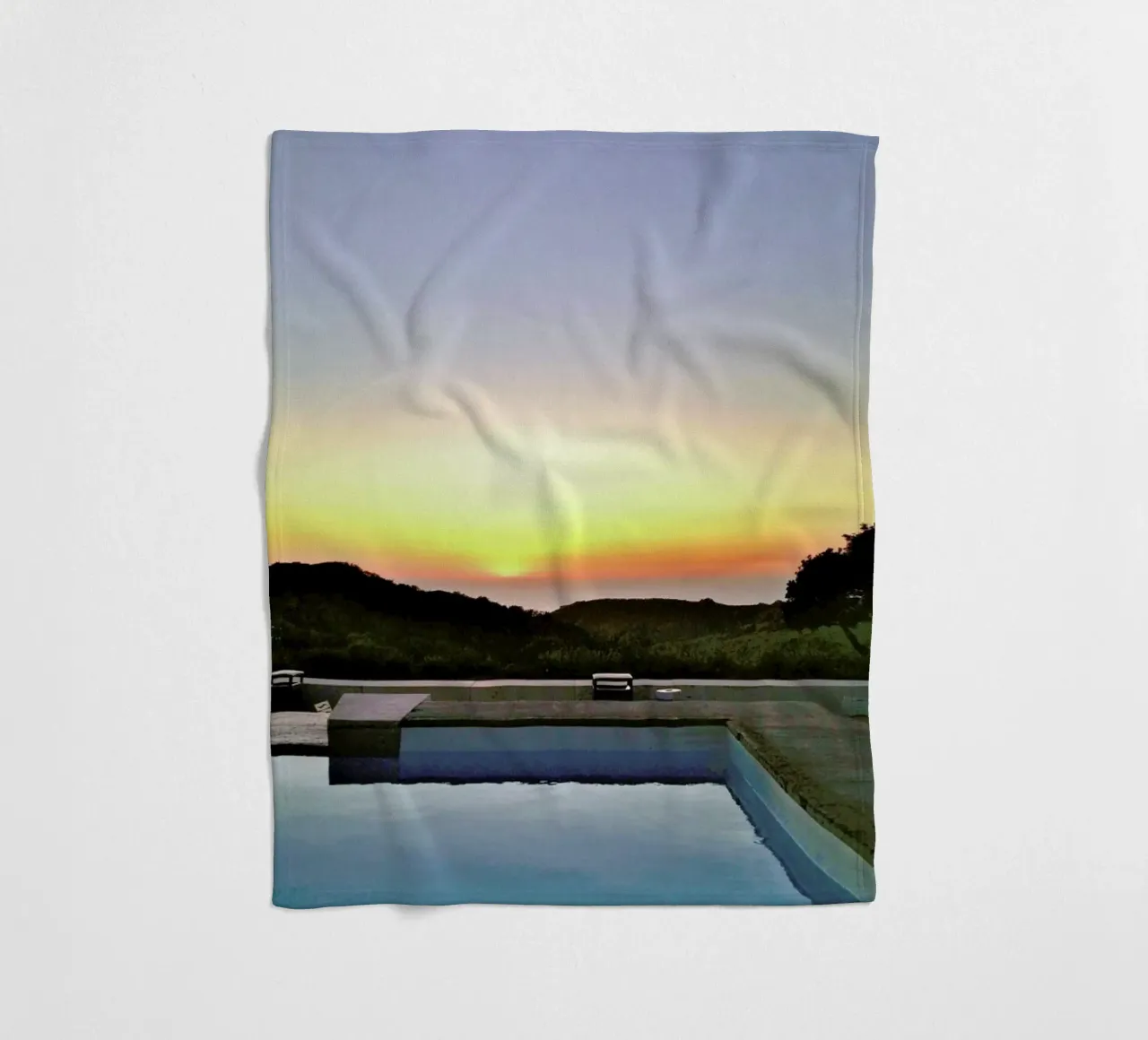 La Pool Fleecedecke von Maria Sattrup