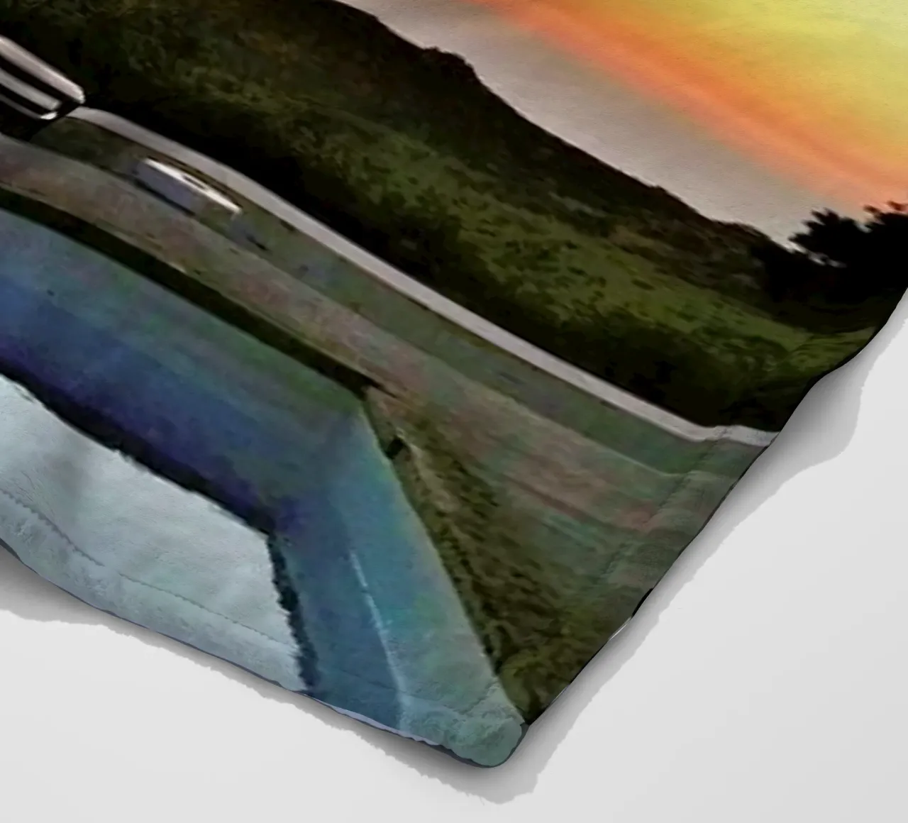 La Pool Fleecedecke von Maria Sattrup