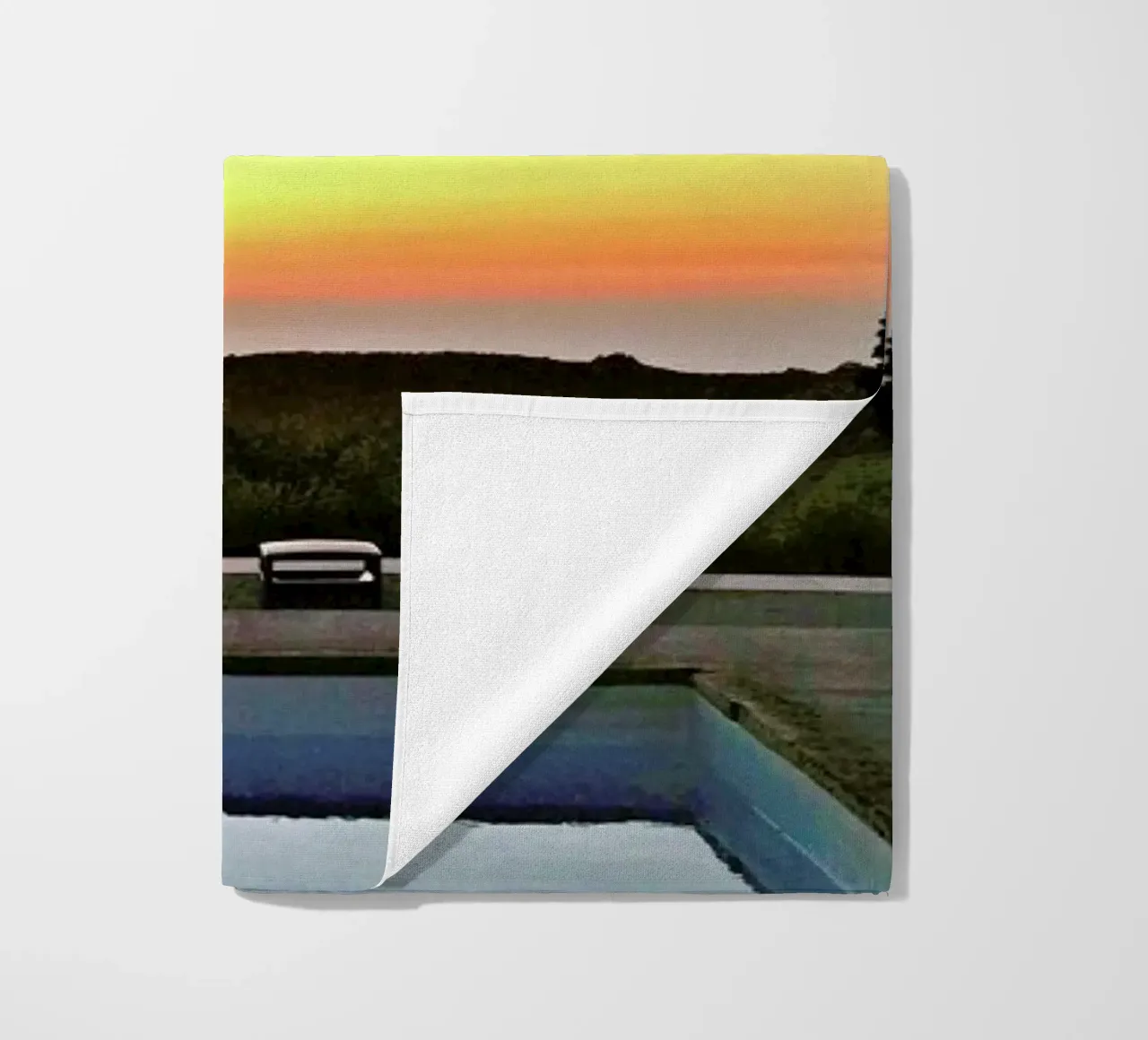 La Pool telo mare da Maria Sattrup