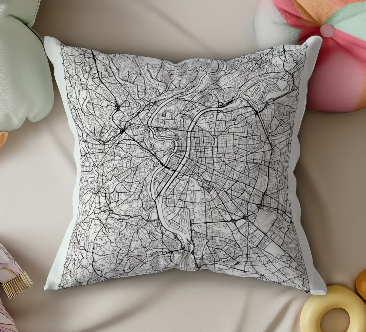 Lyon Minimal cuscino da Hubert Roguski