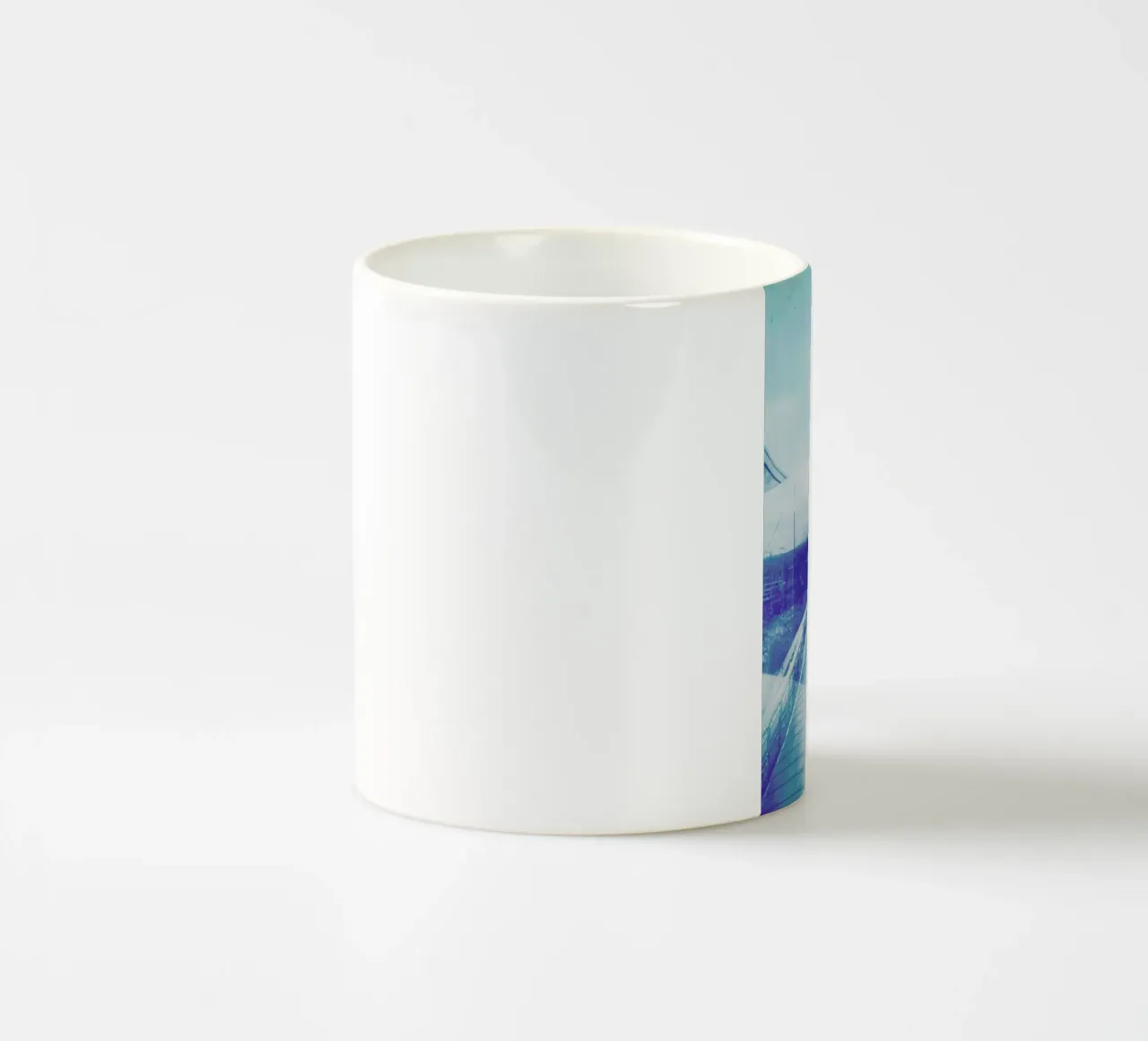 Reflection Blue tazza in ceramica da Maria Sattrup