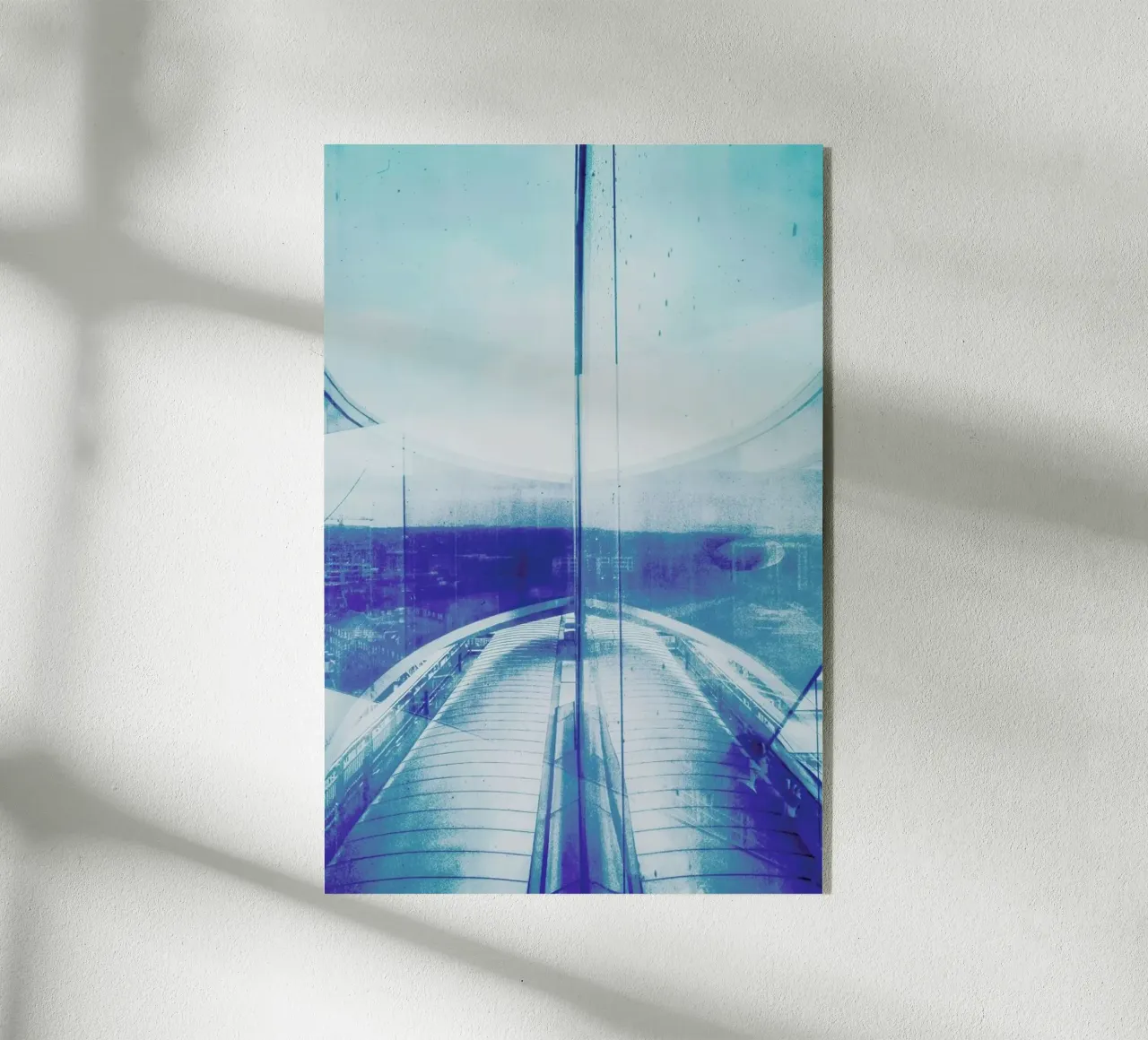 Reflection Blue plexiglass da Maria Sattrup