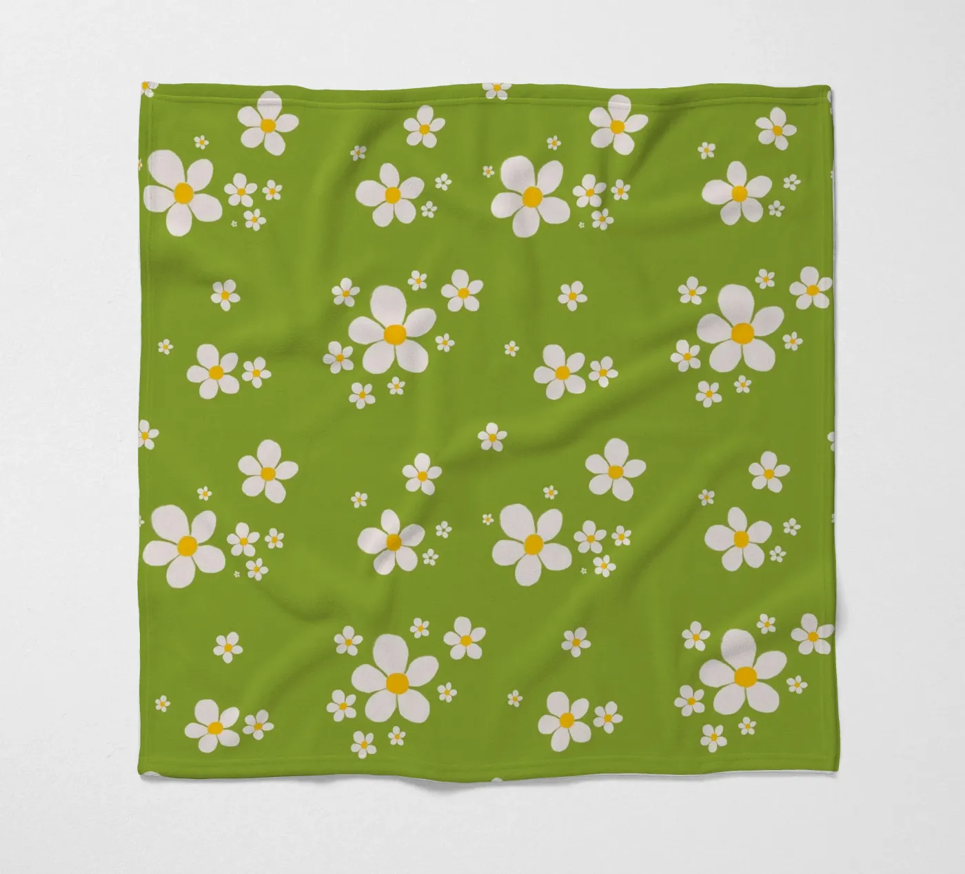 Daisy retro spring pattern fleece blanket by Studio Patruschka