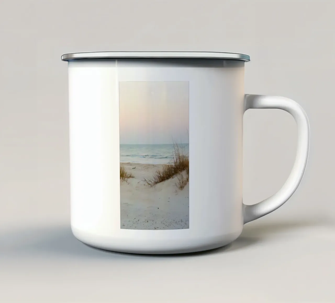 spiaggia beige minimalsm tazza in smalto da mitaco