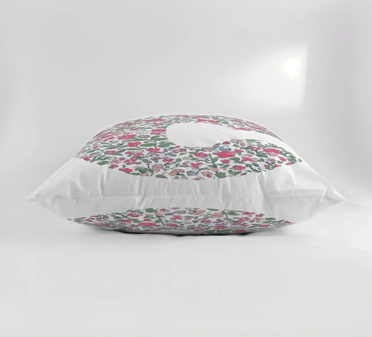 Floral C cuscino da KidzStudio